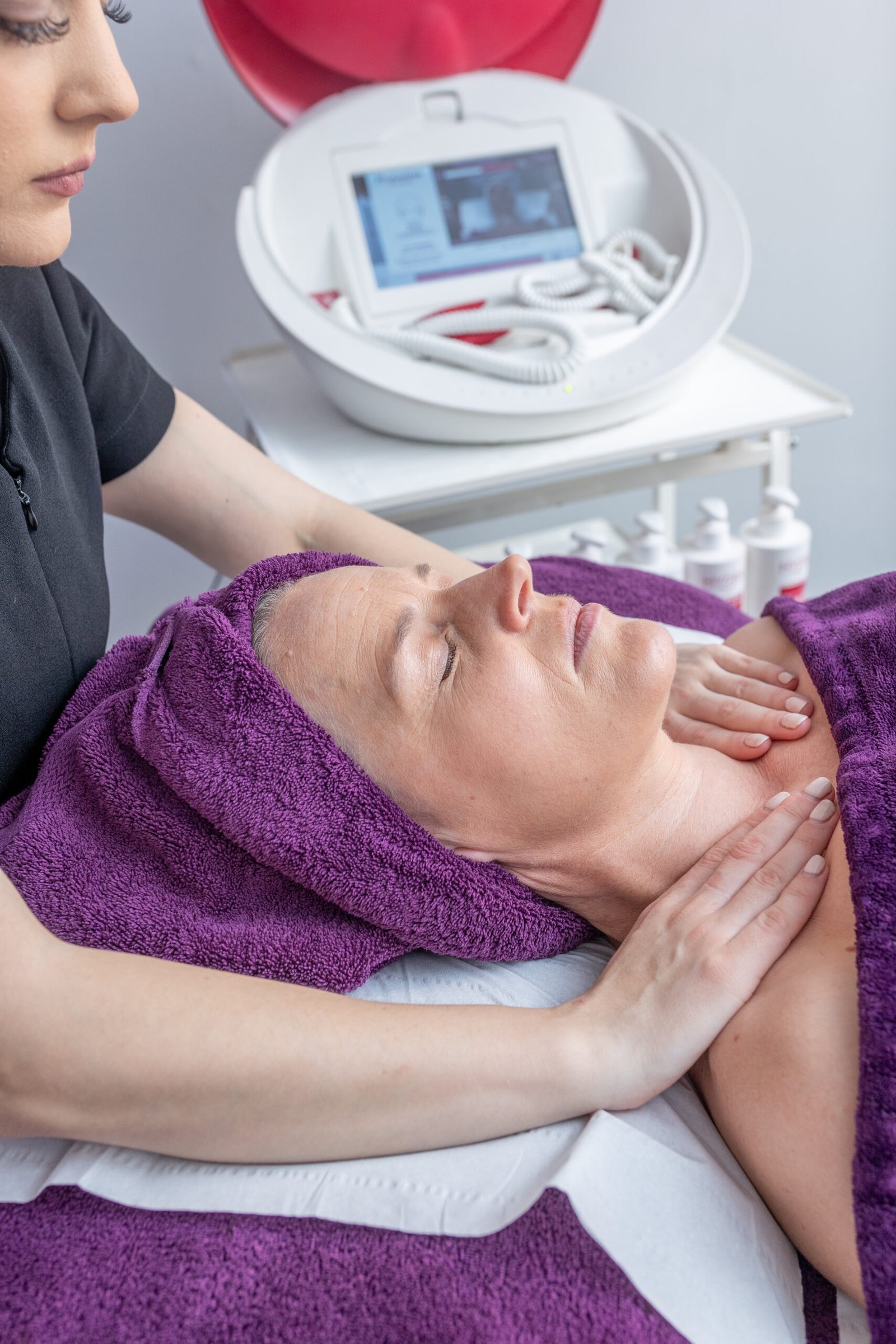 Kerastraight Hair Smoothing