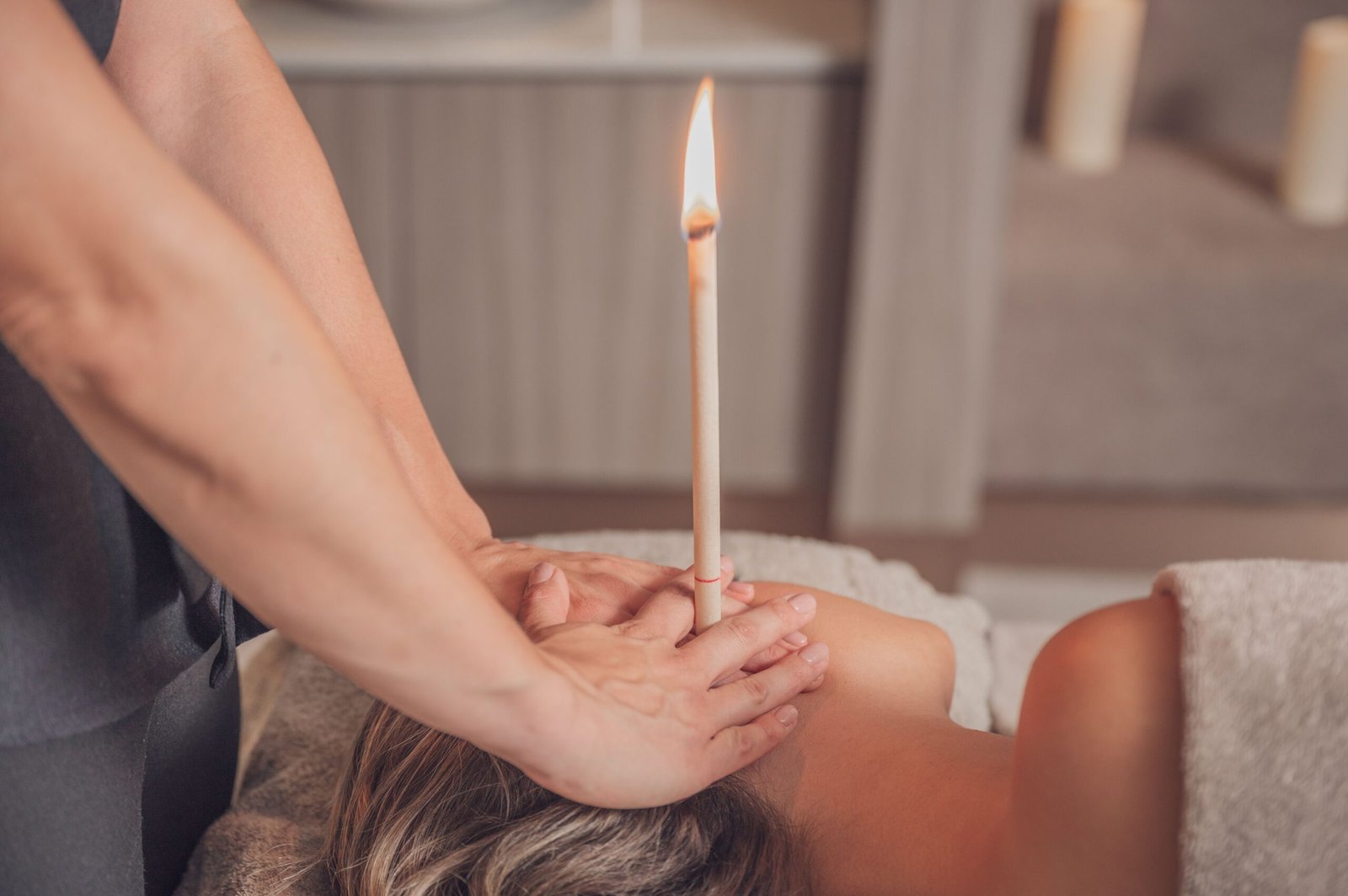 HOPI EAR CANDLES<br />
